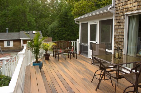 Decking Service in Sandpoint