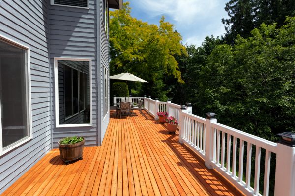 Cedar Deck Construction in Sandpoint