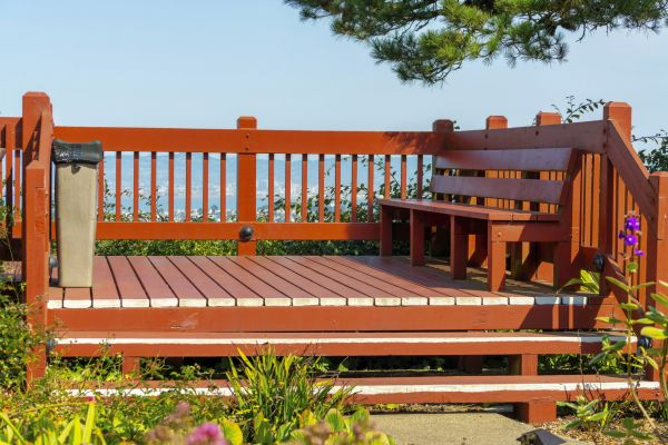 Redwood Deck Construction in Sandpoint